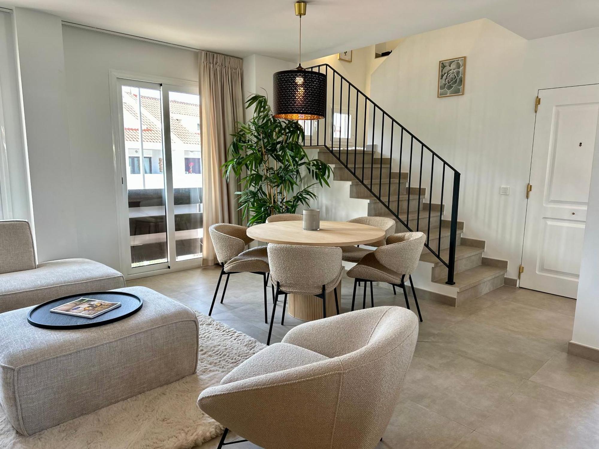 4 Bedroom Duplex Penthouse Califa *