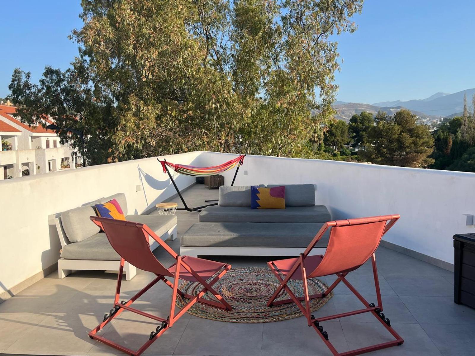 4 Bedroom Duplex Penthouse Califa Apartment